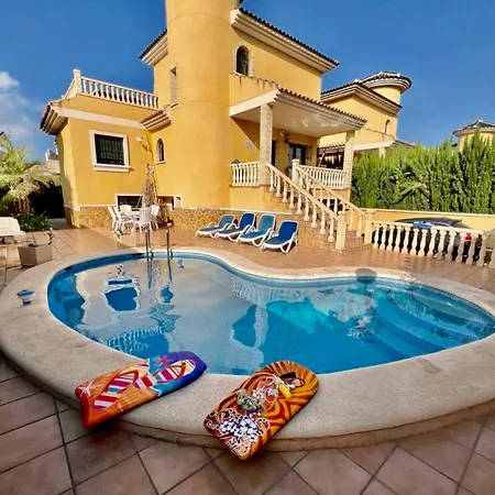 Rayo Rojo In Brias- Y -golf 6 Calle Ebro Alicante